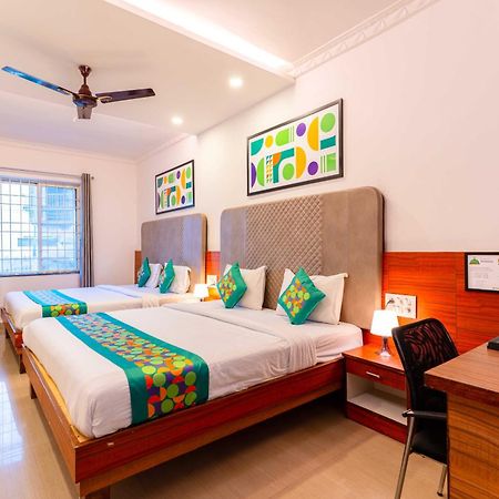 Hotel Treebo Regalia Comforts, 15 Mins From Abbey Waterfall à Madikeri Extérieur photo