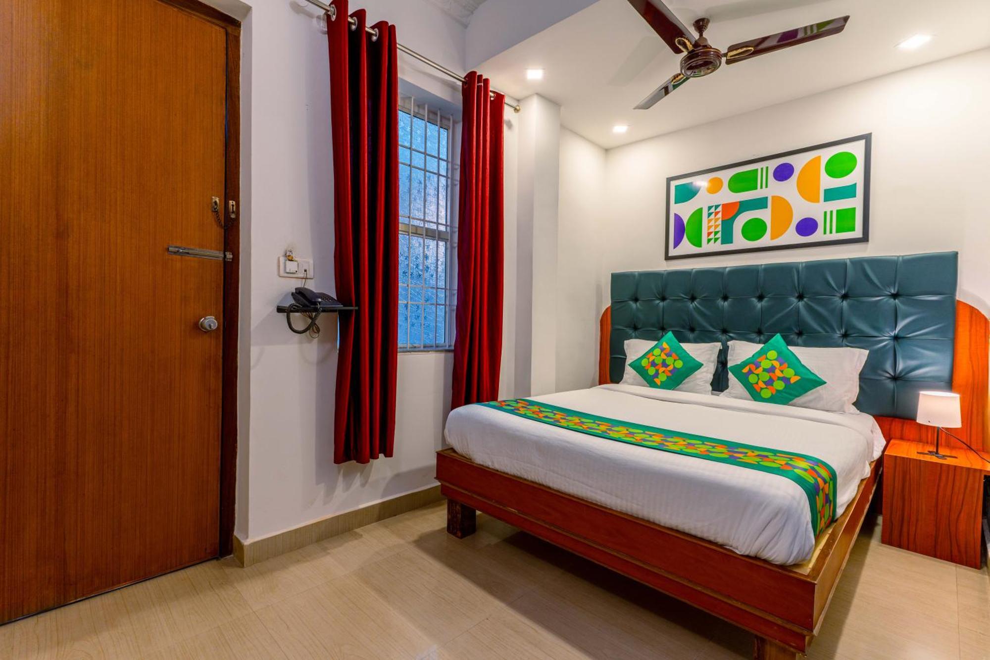 Hotel Treebo Regalia Comforts, 15 Mins From Abbey Waterfall à Madikeri Extérieur photo